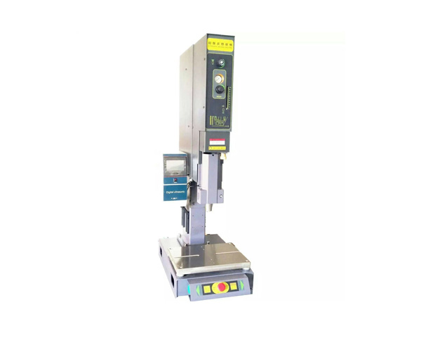 Intelligent digital ultrasonic welding machine