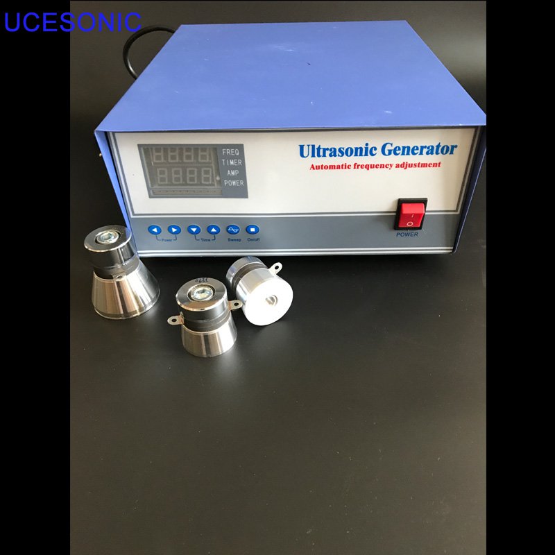 Mehrfrequenz-Ultraschallgenerator Mehrfrequenz-Ultraschallgenerator