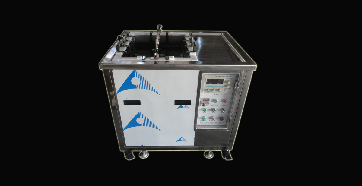 Electrolytic Ultrasonic Injection Mold Cleaner