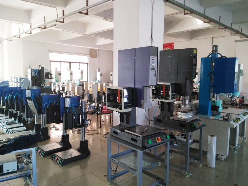 ultrasonic plastic welding machine 1000W-4200W