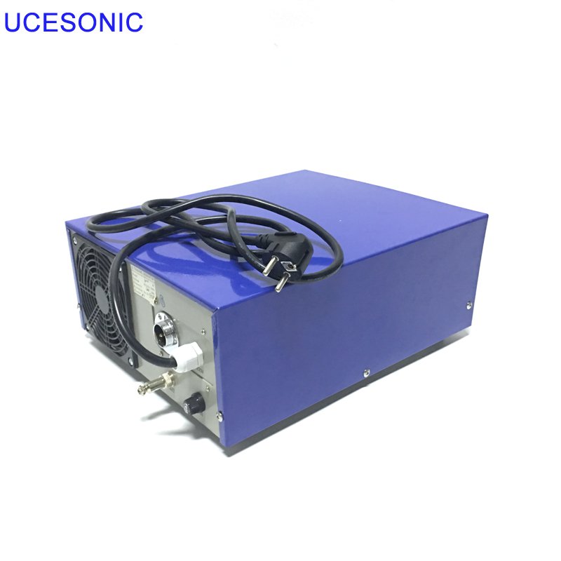 ultrasonic generator with sweep function