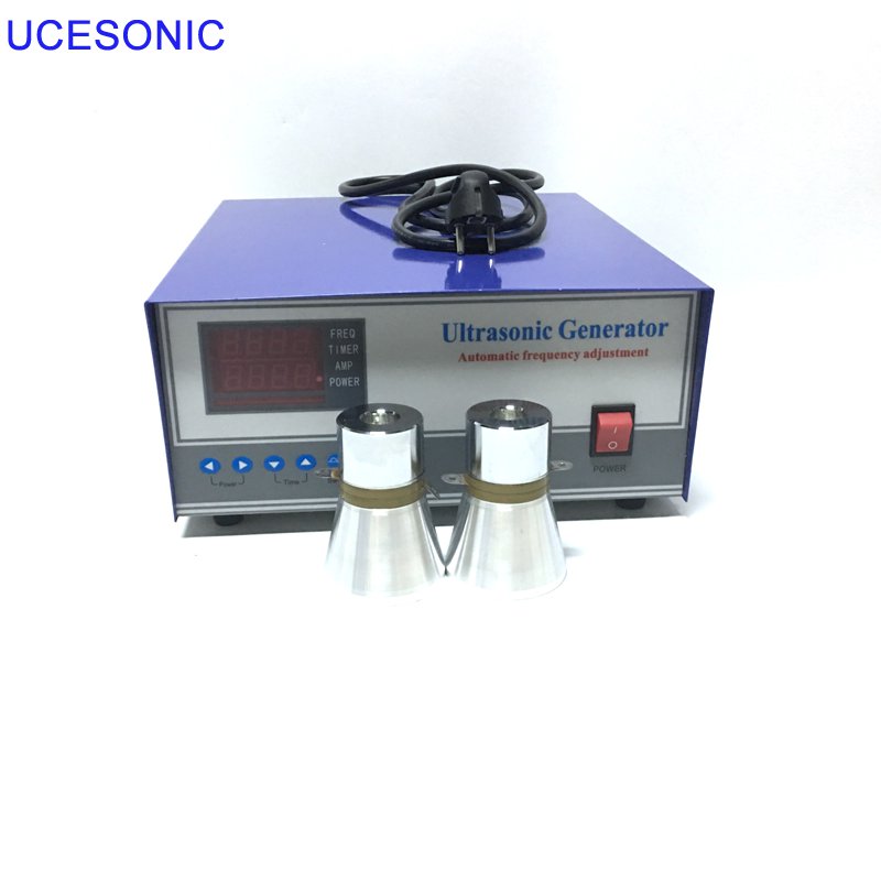 Ultrasonic submersible generator for ultrasonic cleaner