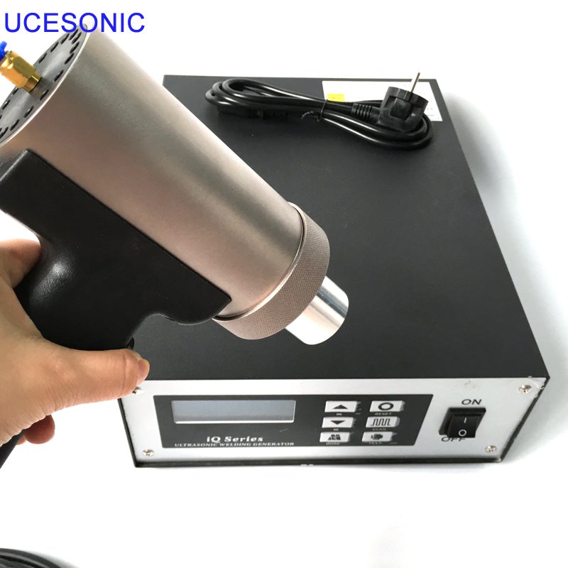 28khz/40khz  Ultrasonic Spot Welding Machine For Toy Industry plastic