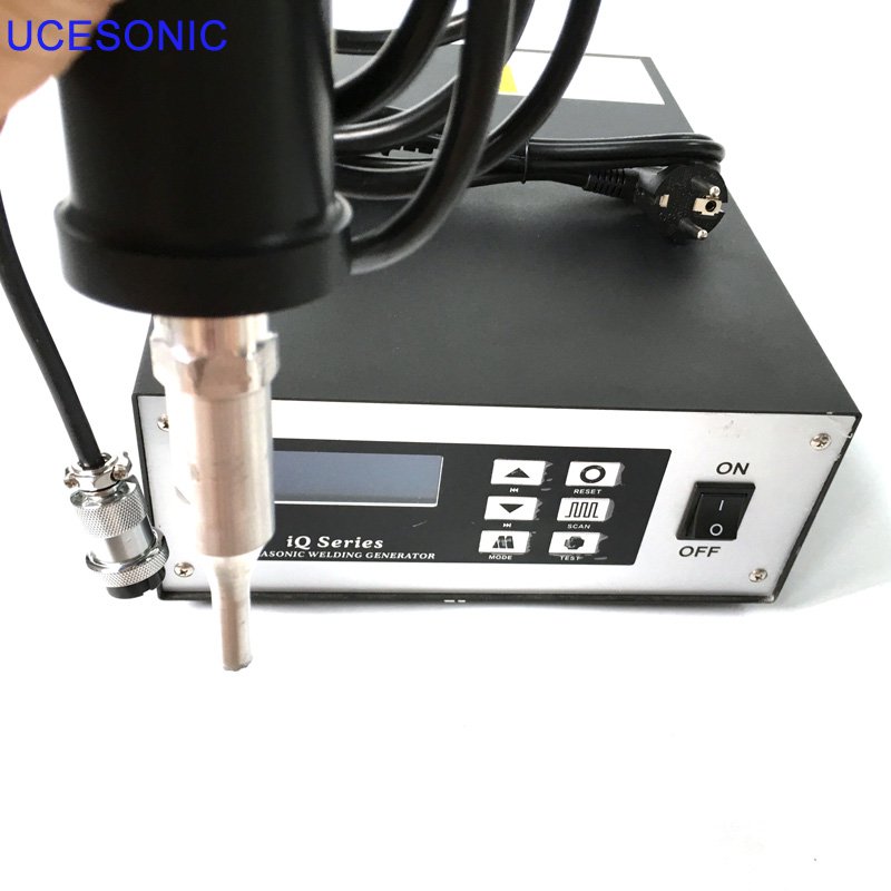 Portable Ultrasonic Spot Welding For 35Khz Multi Riveting Horn Of Auto Parts