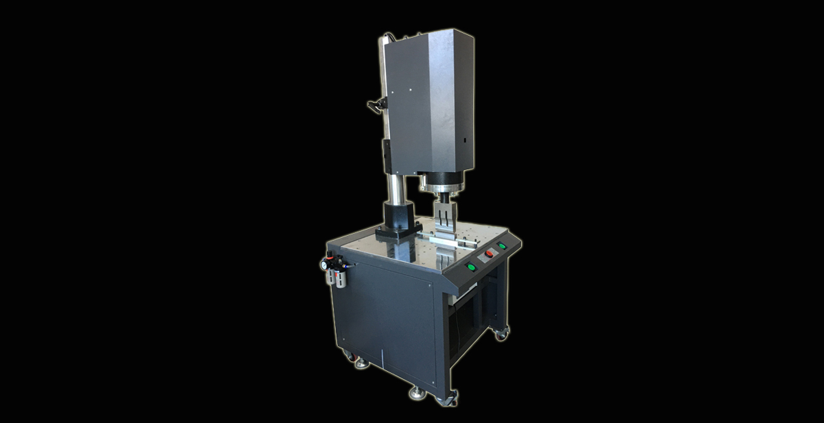 High power ultrasonic welding equipment for plastic