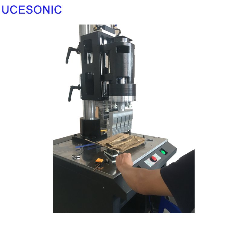 High power ultrasonic welding equipment for plastic